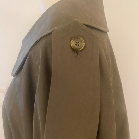 Vintage Burberry Men's Double Breasted OLIVE Green Trench Coat - Picture 5 of 10